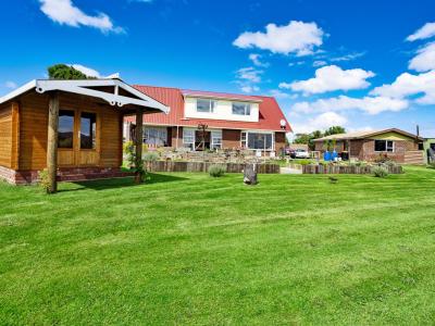 700 and 702 Tweed Street, Newfield