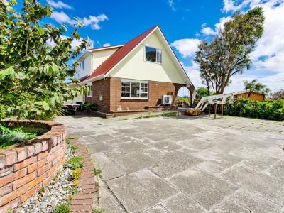 700 and 702 Tweed Street, Newfield