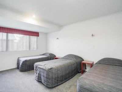 8c-camden-street-turnbull-thomson-park