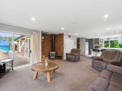 490 McQuarrie Street, Tisbury