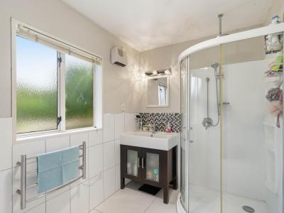 490 McQuarrie Street, Tisbury