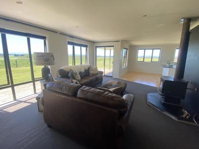 372-lindsay-calcium-road-isla-bank