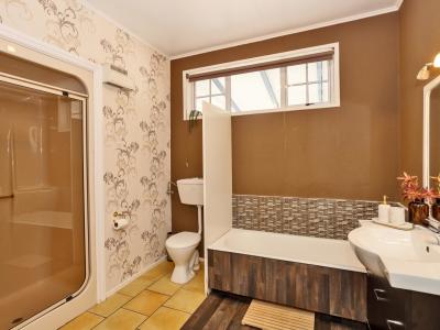 19 Albert Street, Gladstone