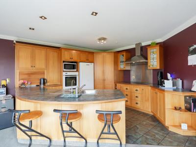 44-short-road-west-plains