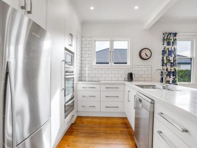 15 Home Street, Winton