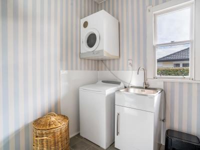 15 Home Street, Winton