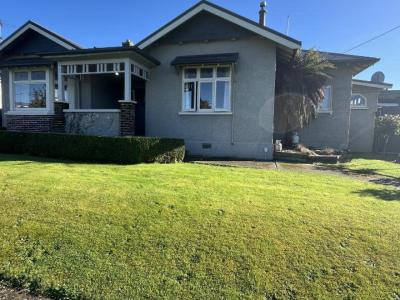 7-high-street-gore-surrounds