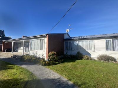 4-devon-street--gore-surrounds