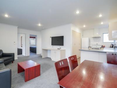 8a-camden-street-turnbull-thomson-park