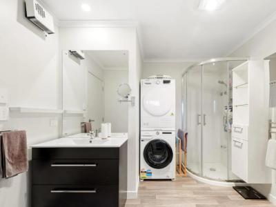 71b-broughton-street-gore-surrounds