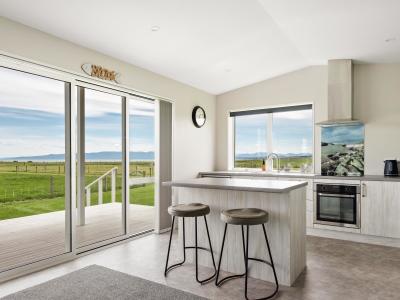 5-surrey-street-orepuki