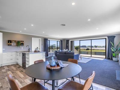 193-orepuki-riverton-highway-riverton-aparima