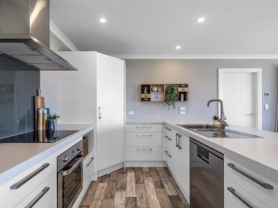 193-orepuki-riverton-highway-riverton-aparima