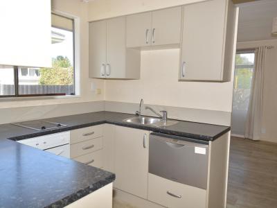 49d-queens-drive-richmond