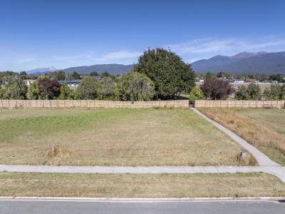 63-tukare-loop-te-anau-&-surrounds