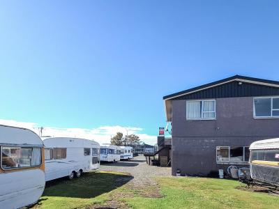 217-clyde-219-clyde-and-228-liddel-streets-west-invercargill