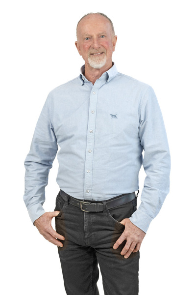 Brent Liddington (Phone 027 495 1117)