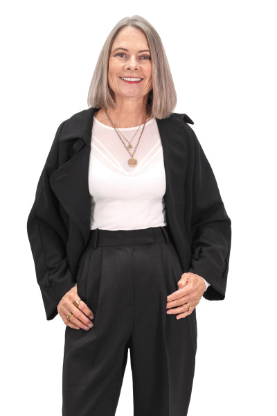Andra Cornwall (Phone 027 270 5787)