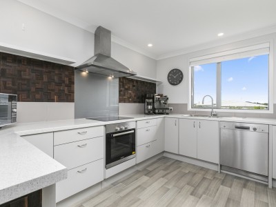 14 Benmore Crescent, Pyes Pa, Tauranga, Bay of Plenty