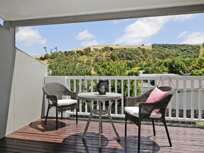 12a-dolbel-street-taradale