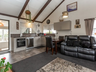 68-atherfold-crescent-greenmeadows