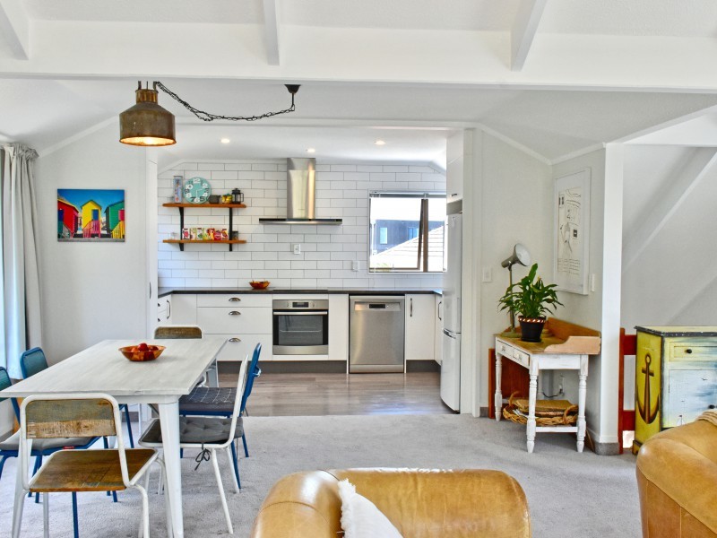 unit-4-112-lake-terrace-taupo