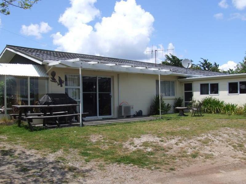 unit-2-12-regents-grove-richmond-heights