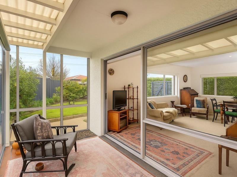 3/184-charles-street-westshore