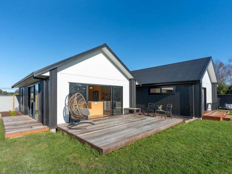 17c-madison-street-carterton