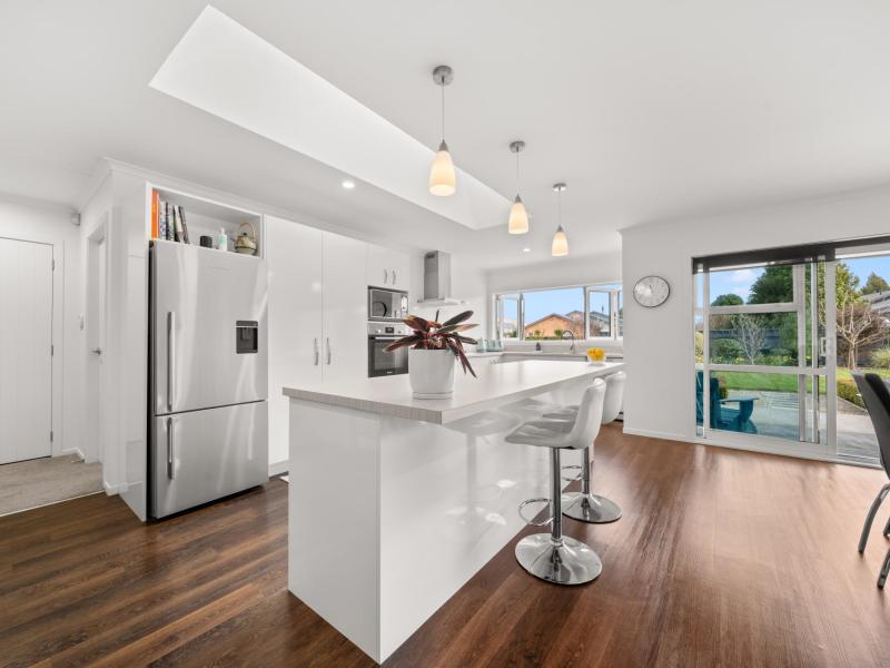 4-mervyn-brown-place-solway