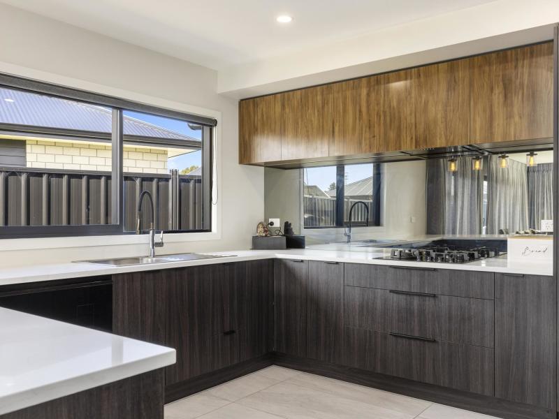 32-tawhai-crescent-wharewaka