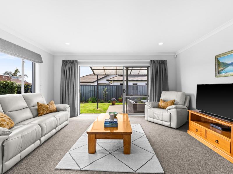 79-russell-robertson-drive-havelock-north