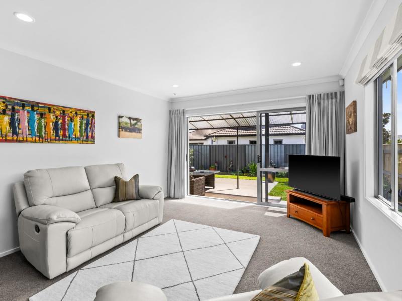 79-russell-robertson-drive-havelock-north