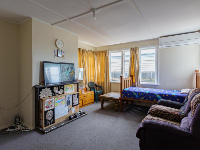 1019-saint-aubyn-street-west-hastings-central