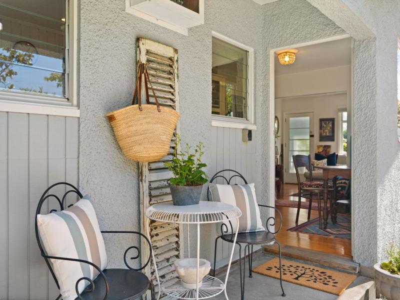 57-reading-street-greytown