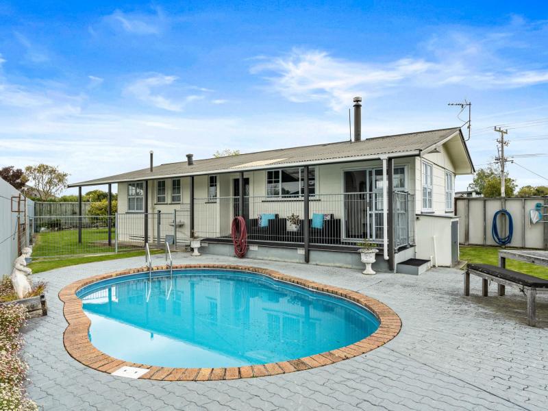 36-oak-street-upper-plain