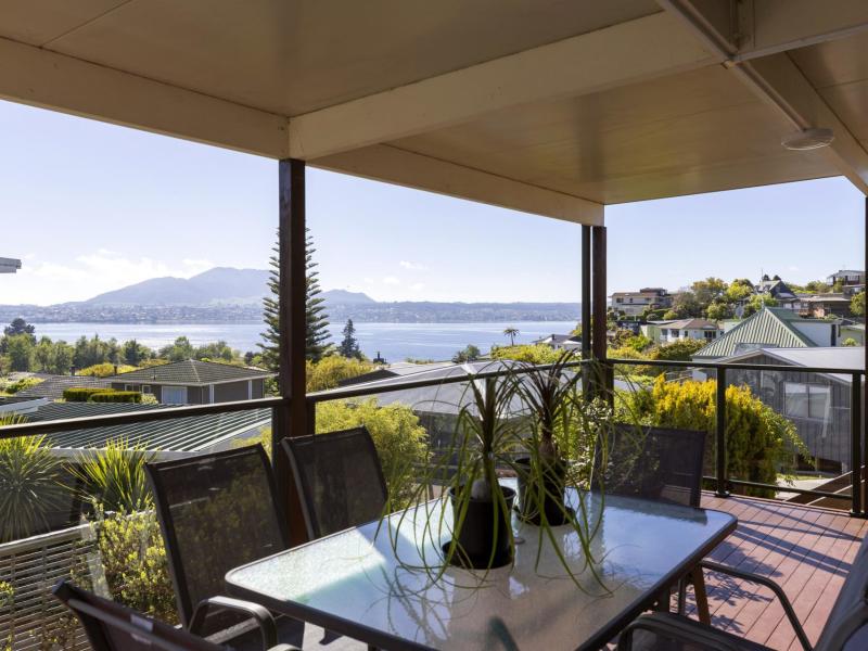 1 Scenic Heights, Acacia Bay, Taupo, Waikato