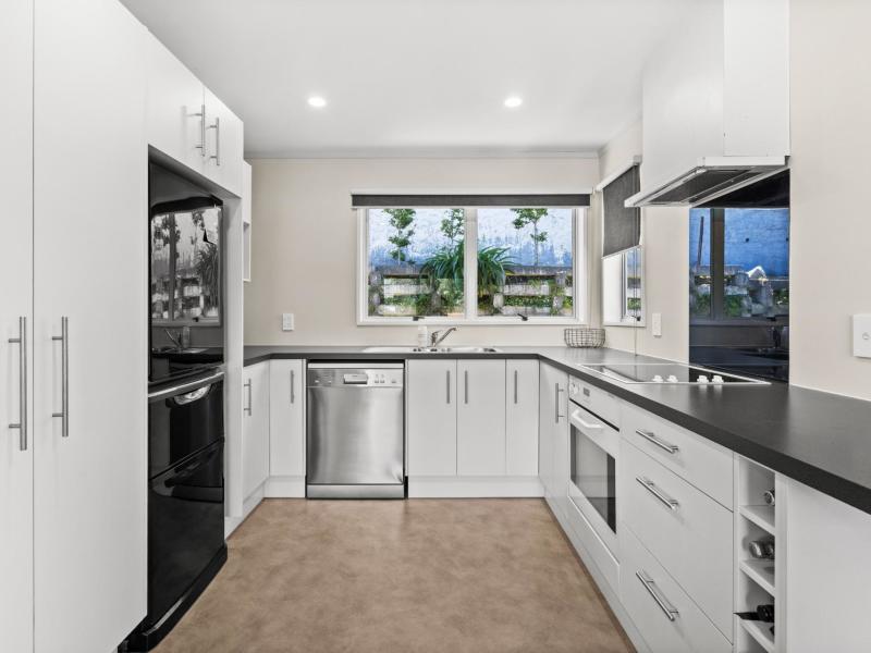 4a-lucy-road-bluff-hill