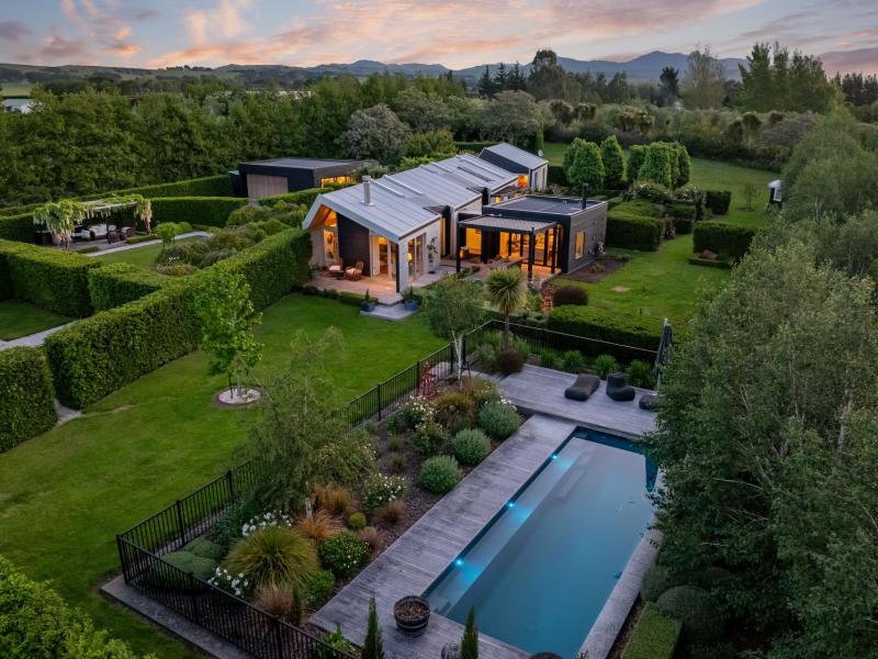 12-campbell-drive-martinborough