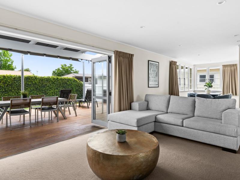 104-karaitiana-street-frimley