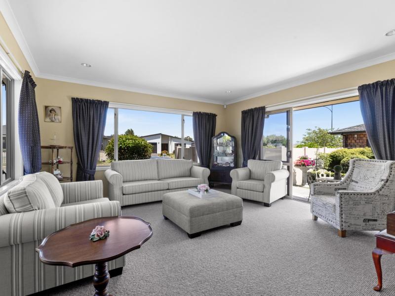 75-russell-robertson-drive-havelock-north