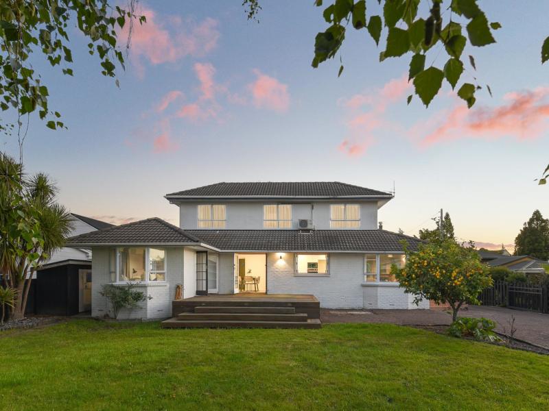 11-sophia-street-glenholme