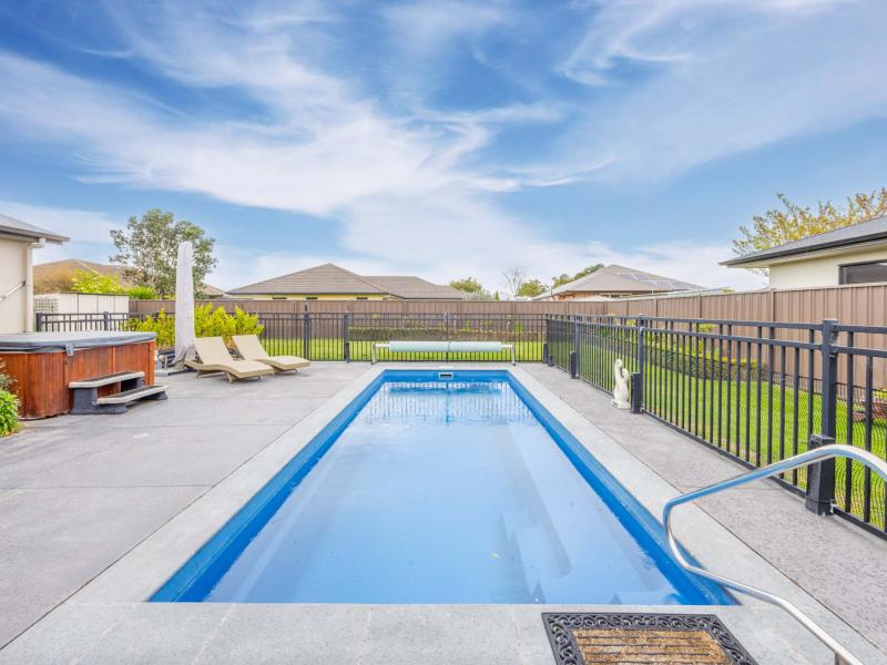 12-inglis-place-mahora