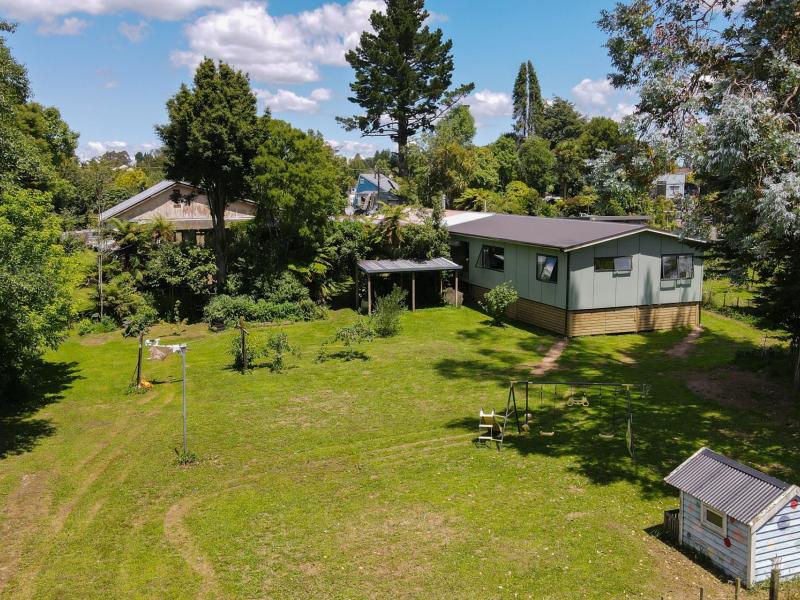 11-okoheriki-street-mamaku