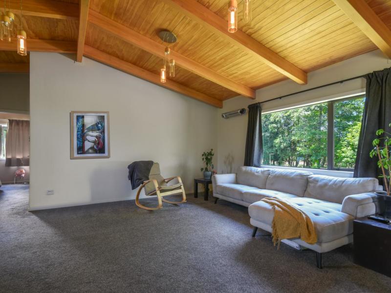 11-okoheriki-street-mamaku