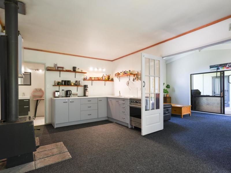 11-okoheriki-street-mamaku