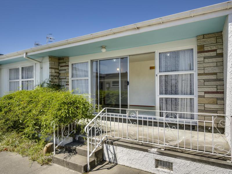 unit-2-45-riverbend-road-onekawa