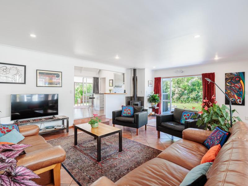 37-cedar-road-te-awanga