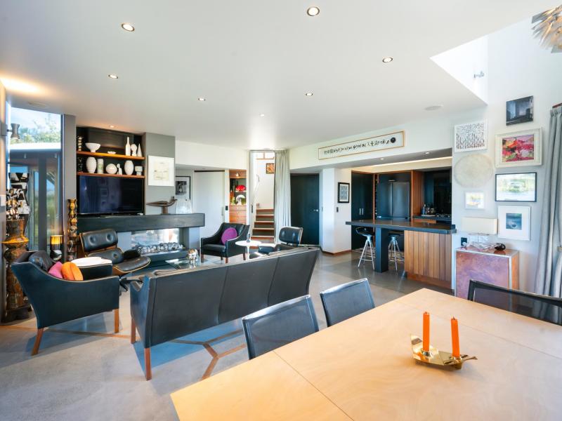 46-kuku-street-te-awanga