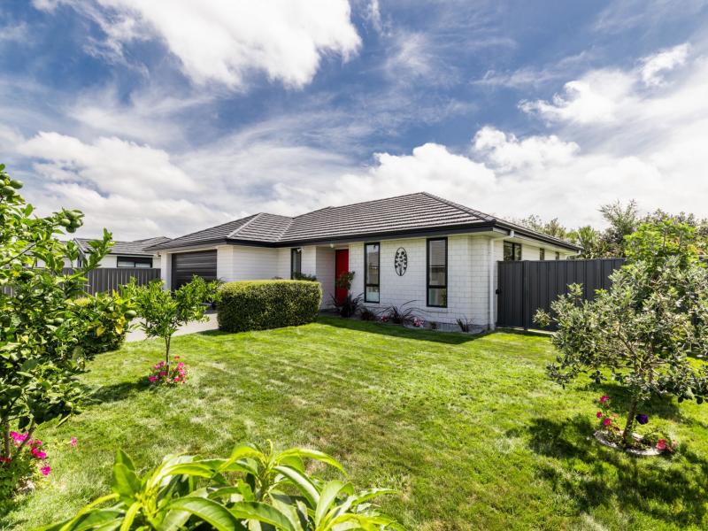 36-hikawera-drive-frimley